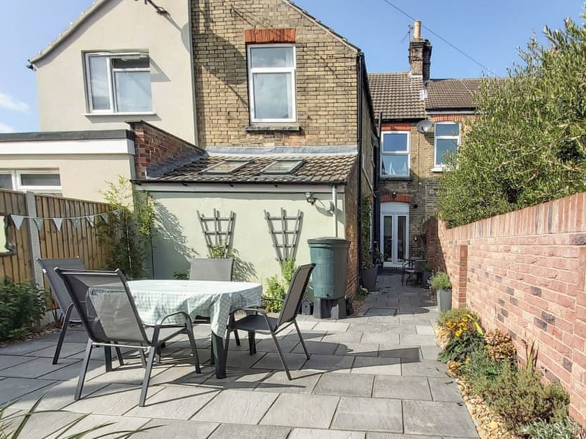 Outdoor area | Sandpiper - Suffolk Coastal Escapes, Pakefield, near Lowestoft