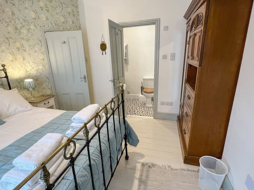 Double bedroom | Llys Deulyn, Trefriw, near Betws-y-Coed