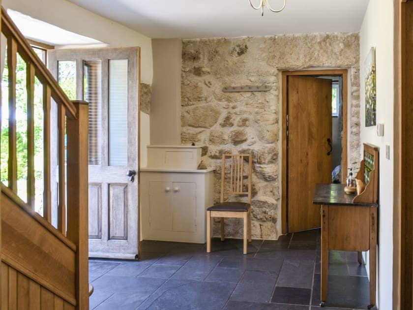 Hallway | Plas Llanfair Cottages- Seaview Cottage - Plas Llanfair Cottages, Angelsey