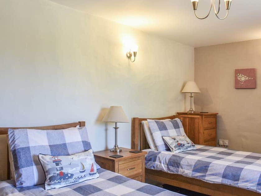 Twin bedroom | Plas Llanfair Cottages- Swallow Cottage - Plas Llanfair Cottages, Angelsey
