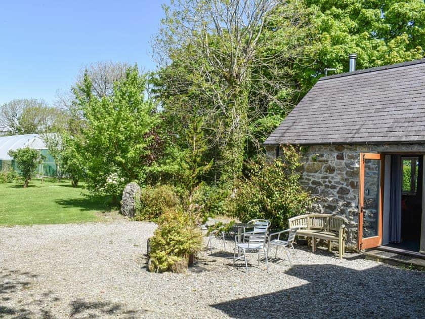 Outdoor area | Plas Llanfair Cottages- Swallow Cottage - Plas Llanfair Cottages, Angelsey