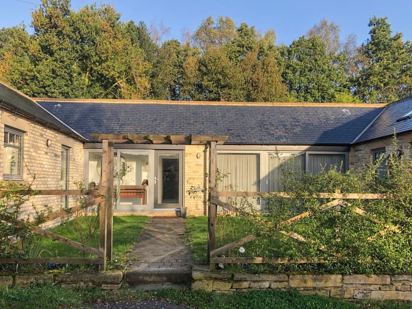 Exterior | Stable House - Lockhaugh Farm Cottages & Carriages, Rowlands Gill