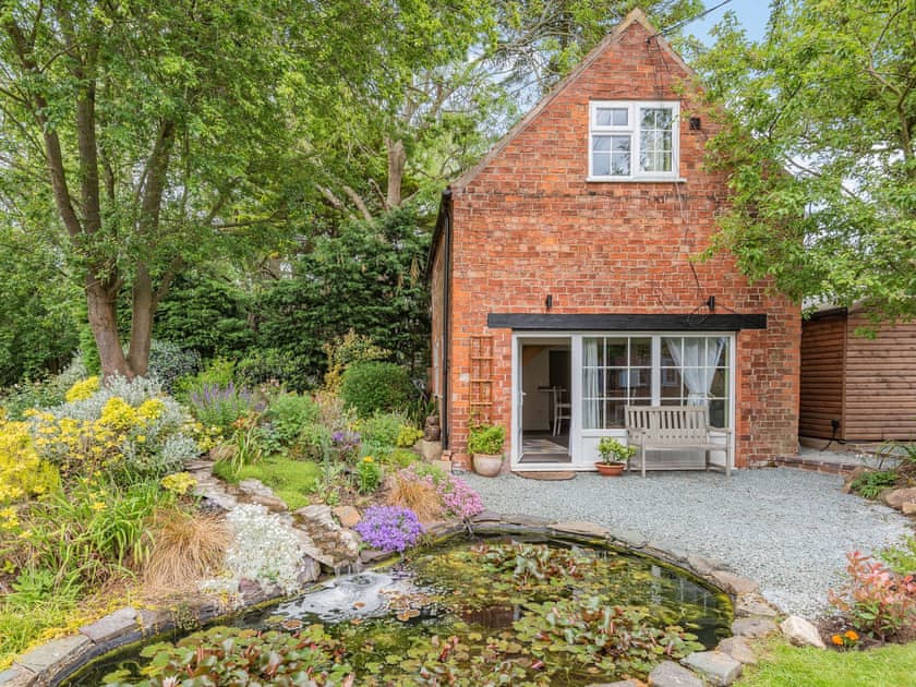 Exterior | Owl Cottage, Heckington