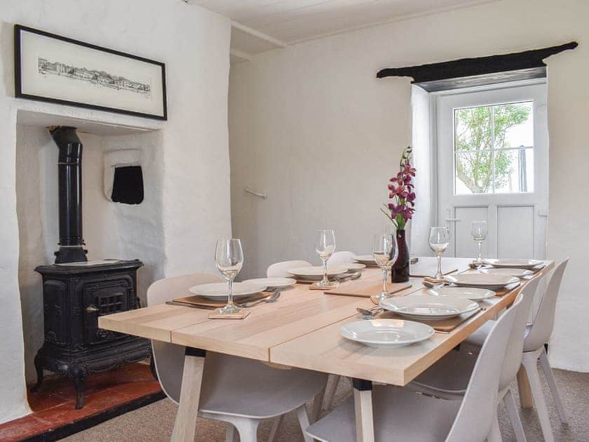 Dining room | Pollards Cottage, Tintagel