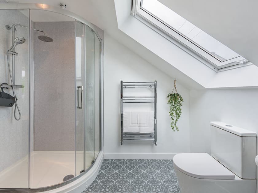 En-suite | Gorwelon, Aberaeron