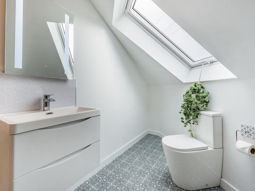 Bathroom | Gorwelon, Aberaeron