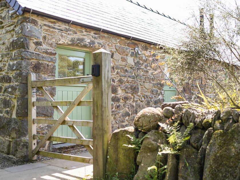 Exterior | The Milking Parlour - Preseli Hills Cottages, Rhosfach