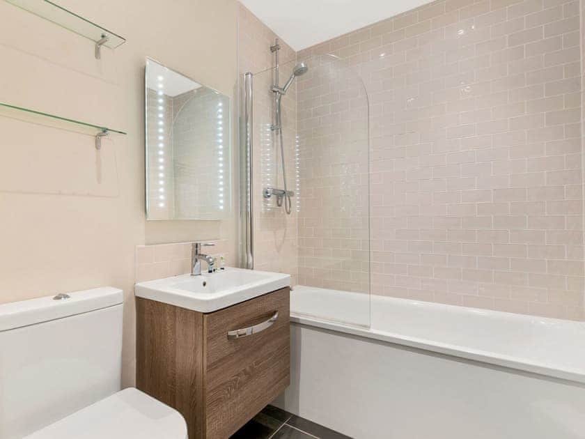 Bathroom | The Byre - Preseli Hills Cottages, Rhosfach