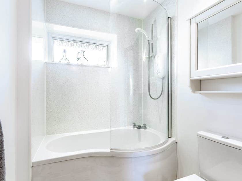 Bathroom | Tighnamara, Blackwaterfoot