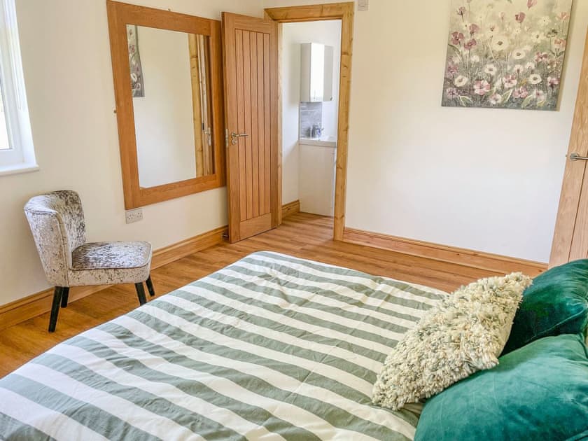 Double bedroom | Aylesbury Lodge, Halstead