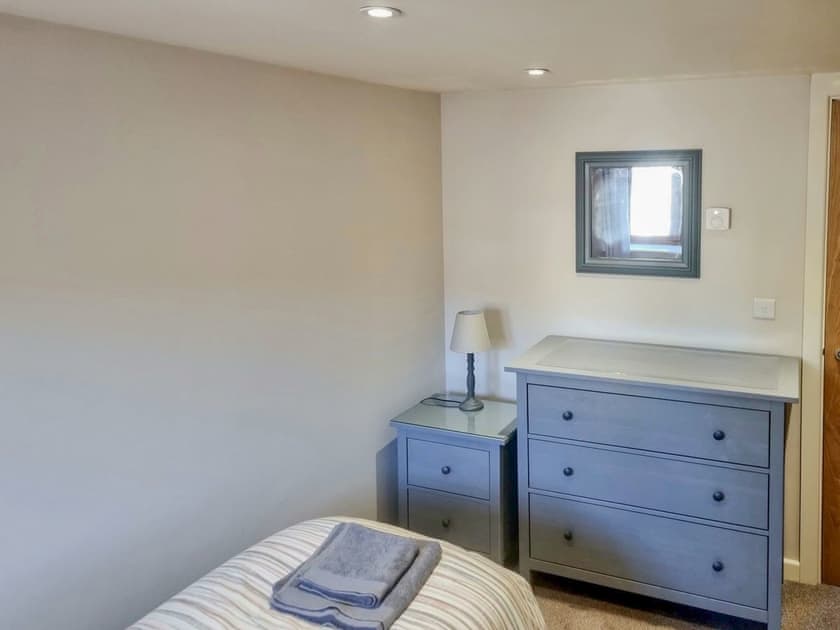Second bedroom set as a Twin bedroom | Yr Hen Weithdy, Llanllechid near?Bangor