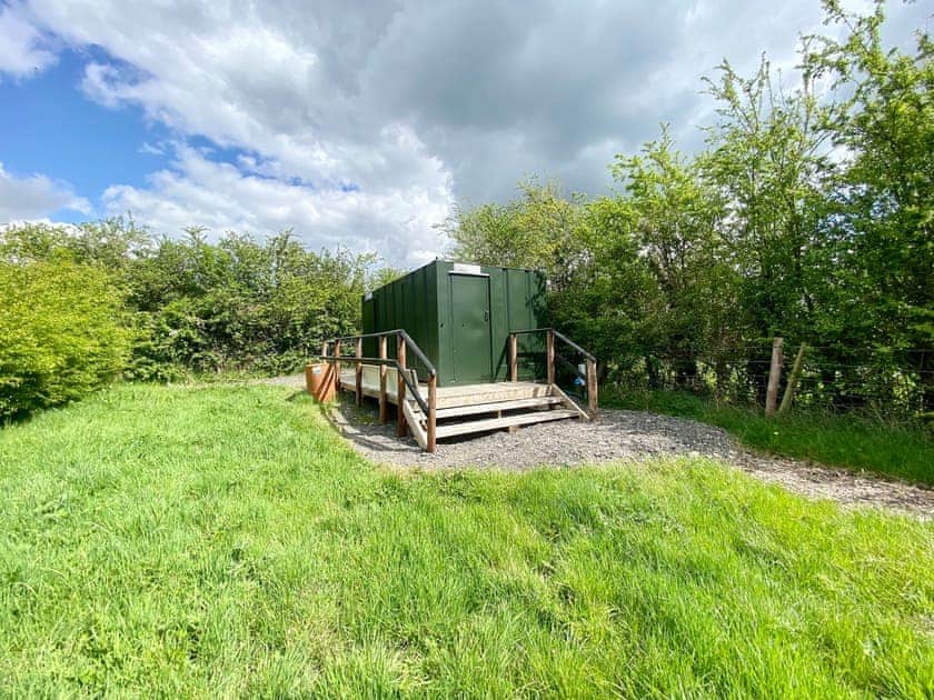 Garden and grounds | Chelworth Shepherds Huts , Cricklade