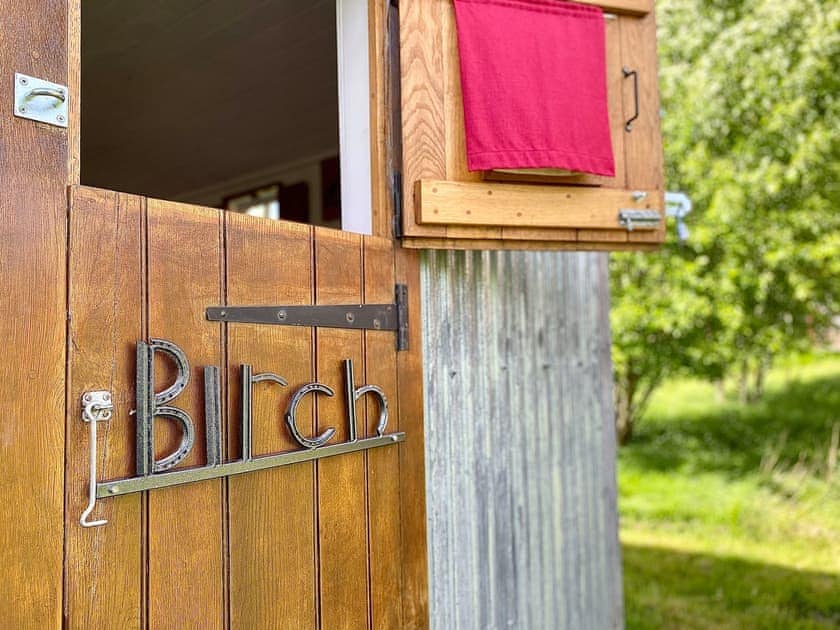 Exterior | Chelworth Shepherds Huts - Birch Shepherds Hut - Chelworth Shepherds Huts , Cricklade