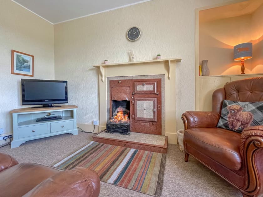 Living room | Rowan Cottage - Easter Dalziel Farm Cottages, Dalcross