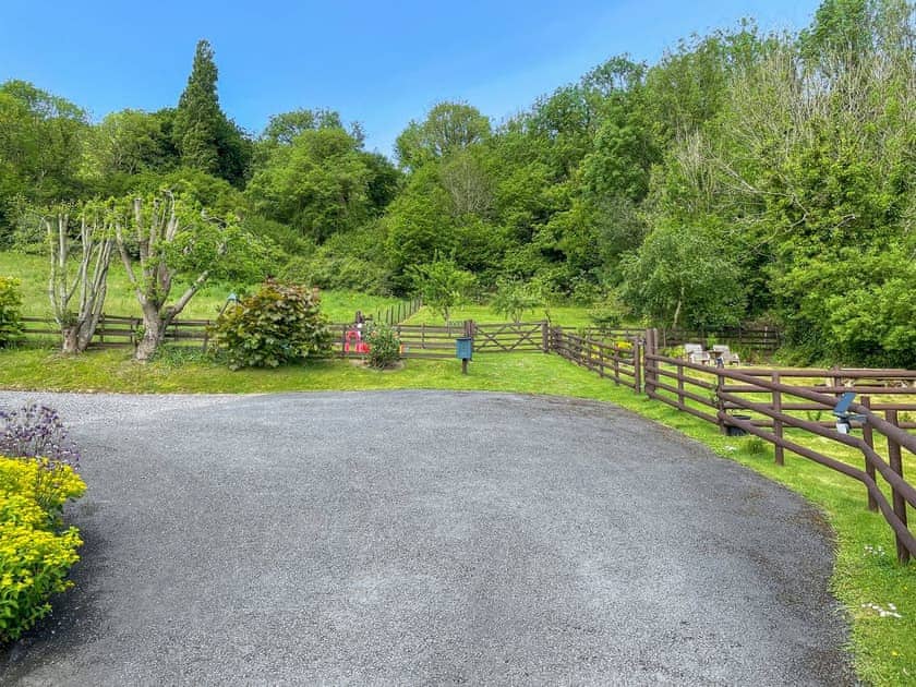 View | Middle Lee Farm- The Plough - Middle Lee Farm, Berrynarbor, near Combe Martin
