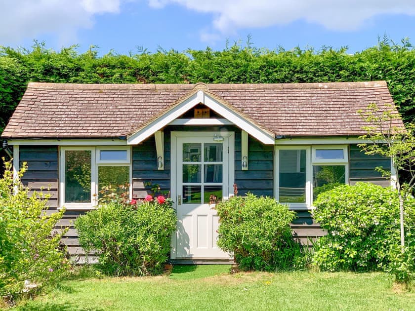 Exterior | SeaHardy, Greatstone