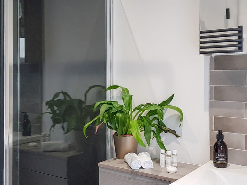 Shower room | The Wee Manse, Aberfeldy