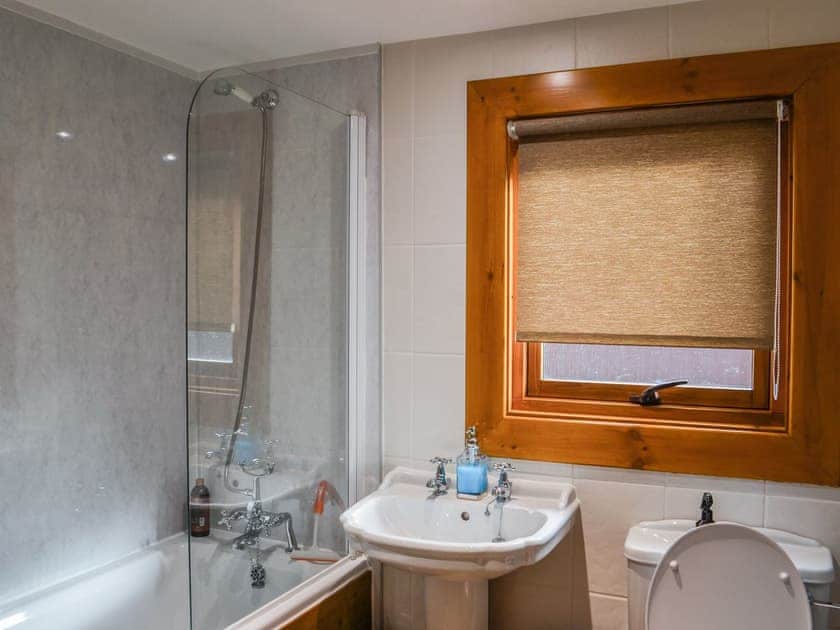 Bathroom | Kenwick Lodge - Wold Lodge Leisure, Kenwick, near Louth