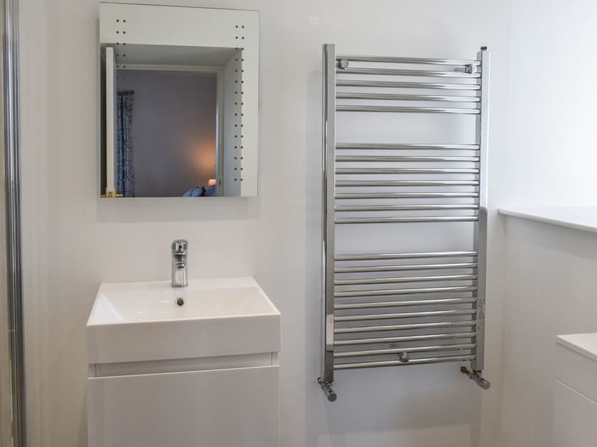 Shower room | Bryn Y Felin, Dyffryn Ardudwy, near Harlech