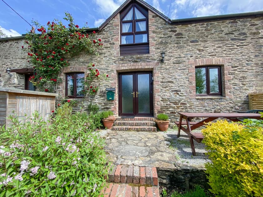 Exterior | Haybarn, Fowey