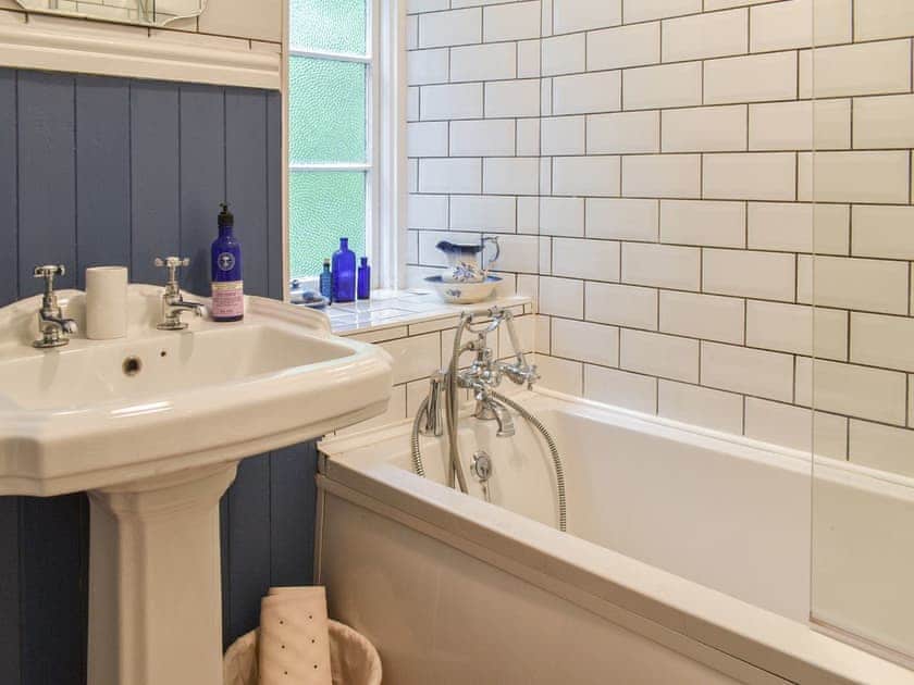 Bathroom | Mount Pleasant House., Looe