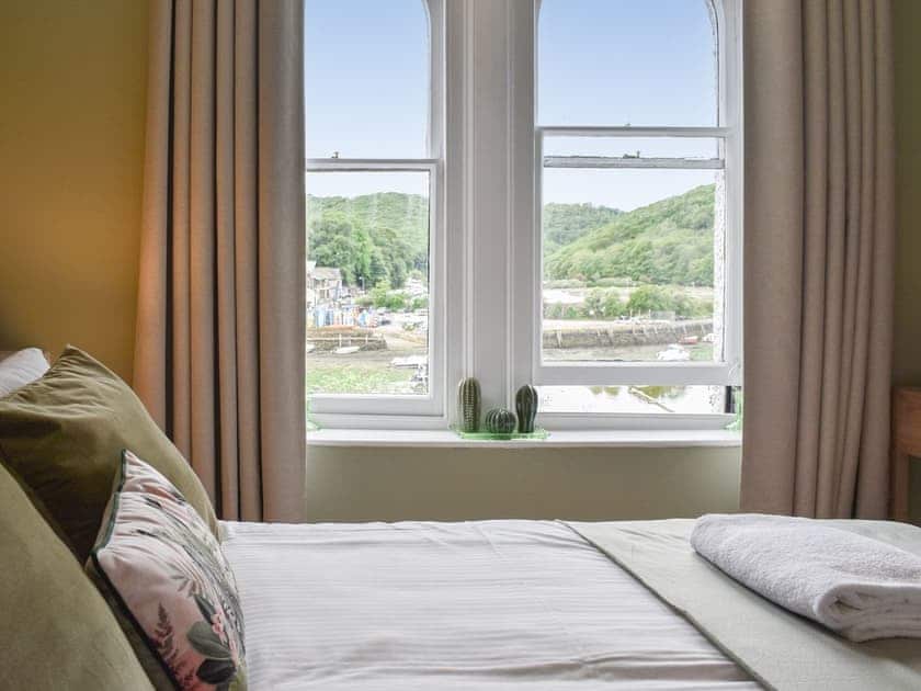 Double bedroom | Mount Pleasant House., Looe