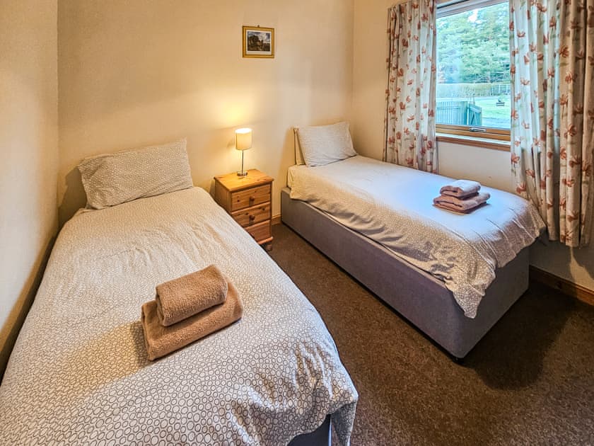 Twin bedroom | Clunymhore, Nethy Bridge
