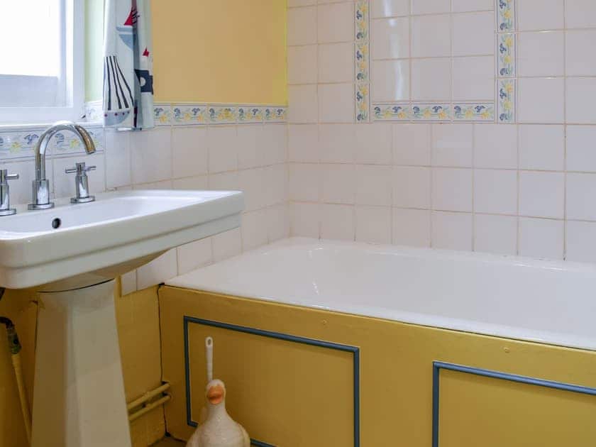 Bathroom | Seaspray, Camber Sands, Rye