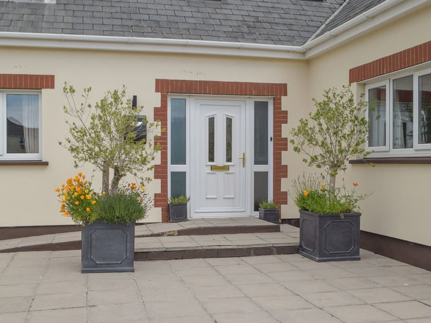 Exterior | Maes-Y-Wawr, Letterston