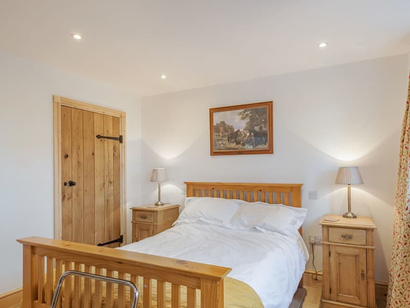 Double bedroom | The Groom’s Quarters - Panton House Farm, Wragby