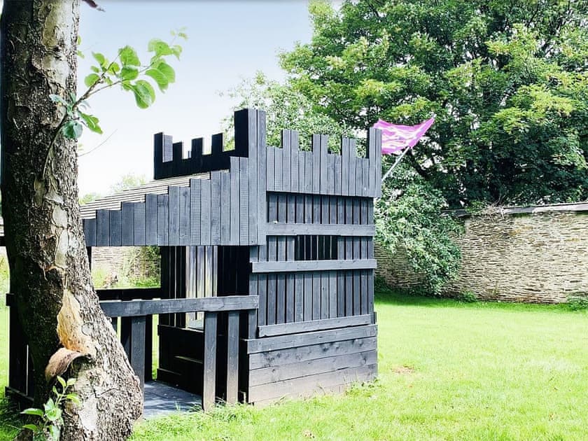 Surrounding area | The Lawns, Modbury