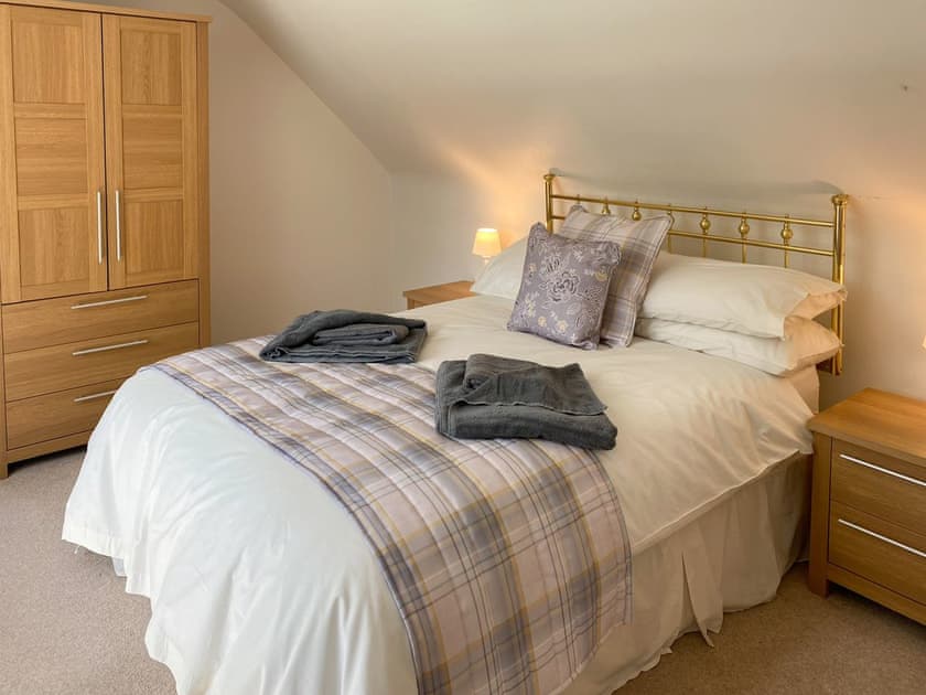 Double bedroom | Brow Cottage - Glenkindie Estate Holiday Cottages, Glenkindie, near Alford