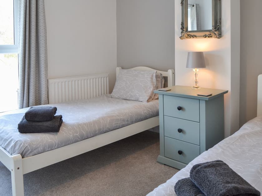 Twin bedroom | Sea La Vie, Sheringham