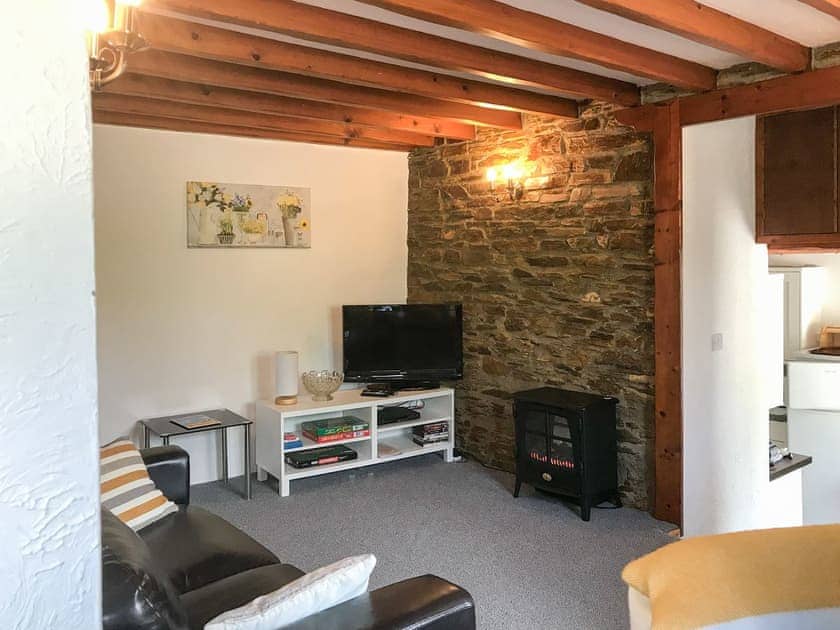 Relaxing living room | Cherry Hills - Treleaven Farm Cottages, Mevagissey, near Saint Austell