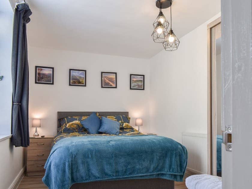Double bedroom | Derwent Apartment, Glossop