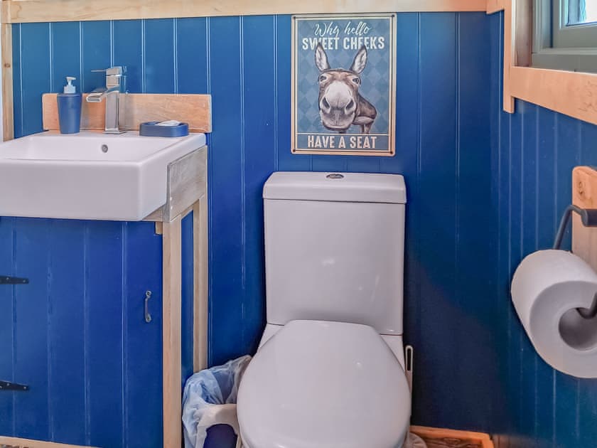 Bathroom | Fell Foot - Barkbeth Farm, Bassenthwaite, Keswick