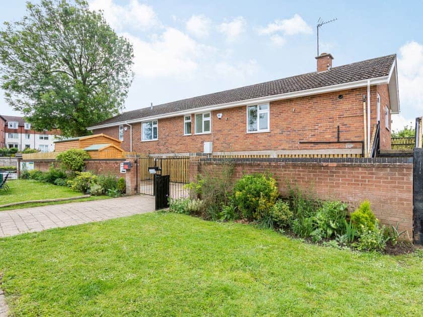 Exterior | Studio - Avon Lock Cottages, Tewkesbury