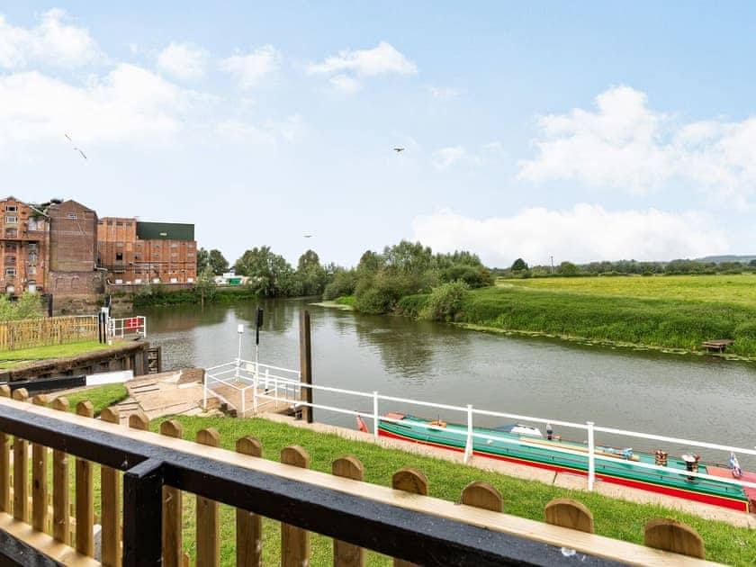 View | Studio - Avon Lock Cottages, Tewkesbury
