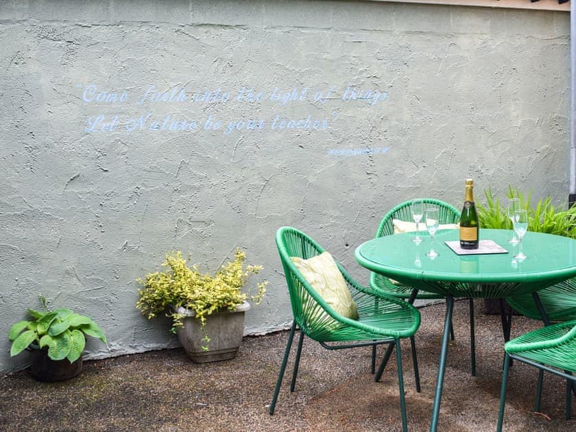 Outdoor eating area | Borranside, Ambleside