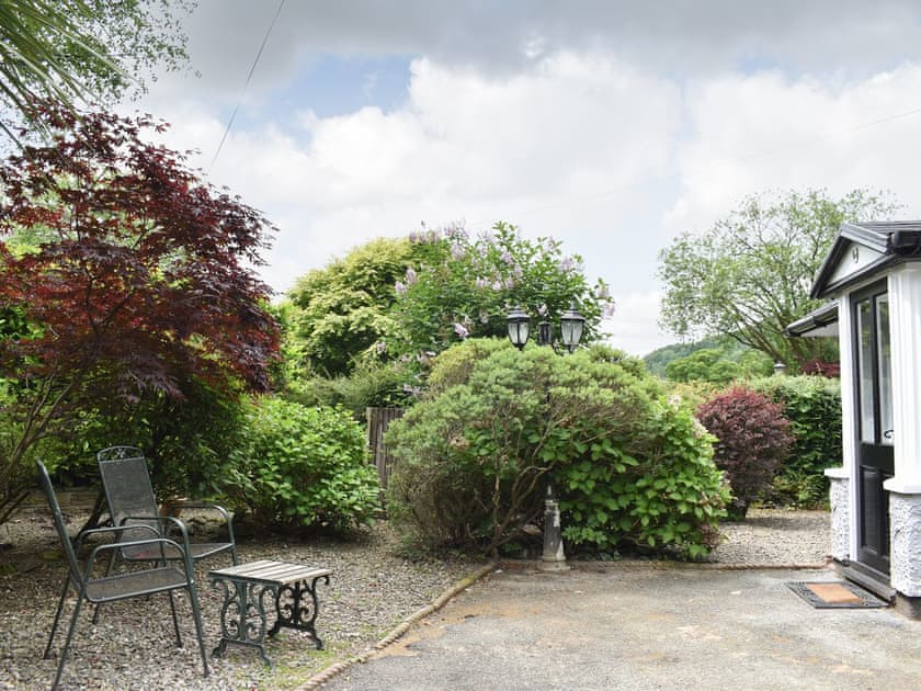 Sitting-out-area | Borranside, Ambleside