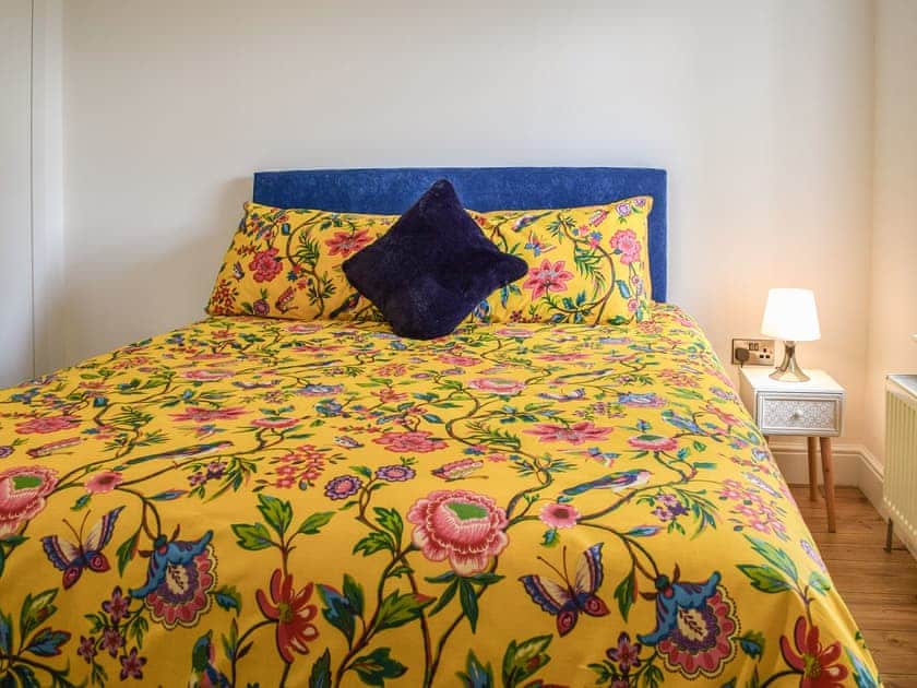 Ground floor double bedroom | The Wee White Cottage, Stirling