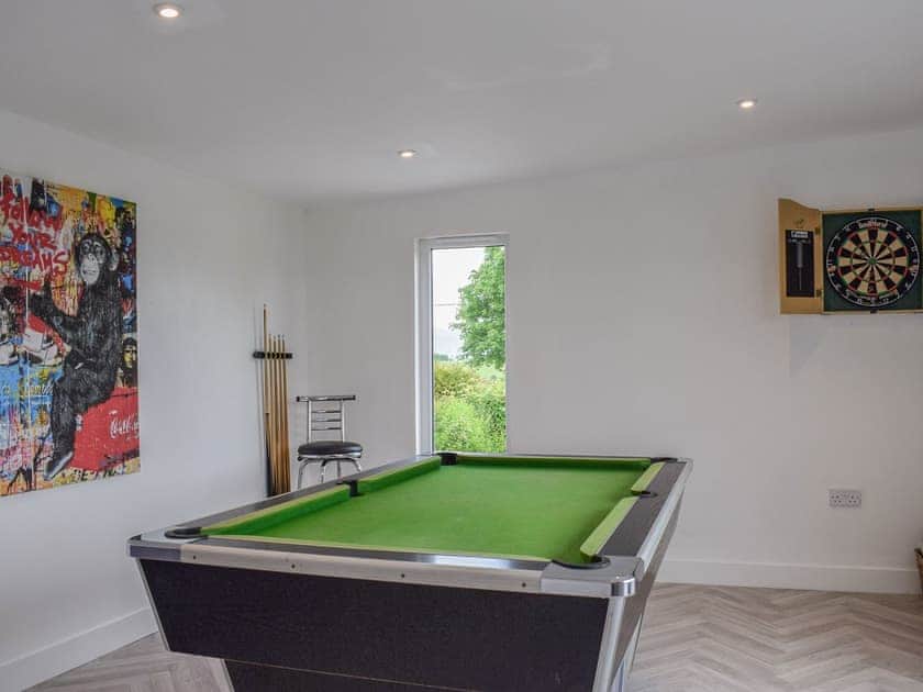 Games room | The Wee White Cottage, Stirling