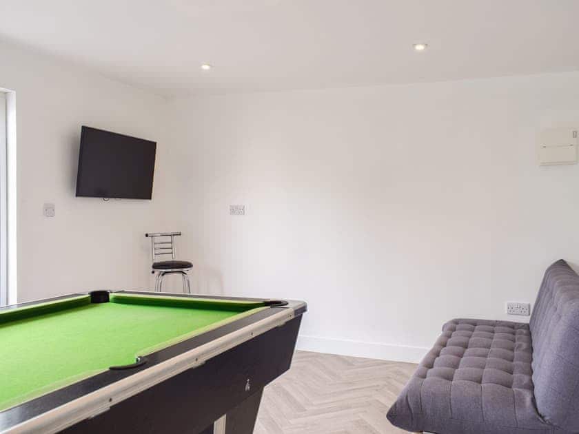 Games room | The Wee White Cottage, Stirling