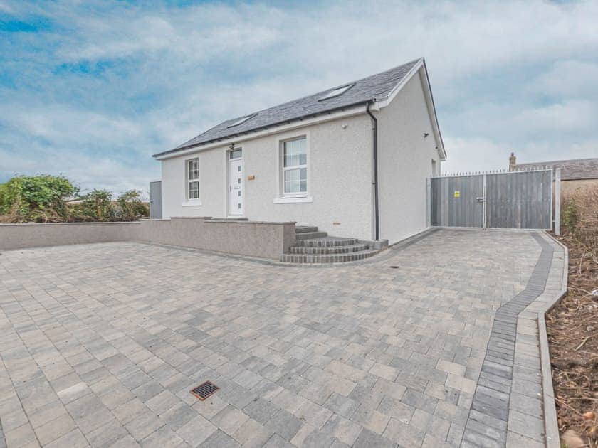 Exterior | The Wee White Cottage, Stirling