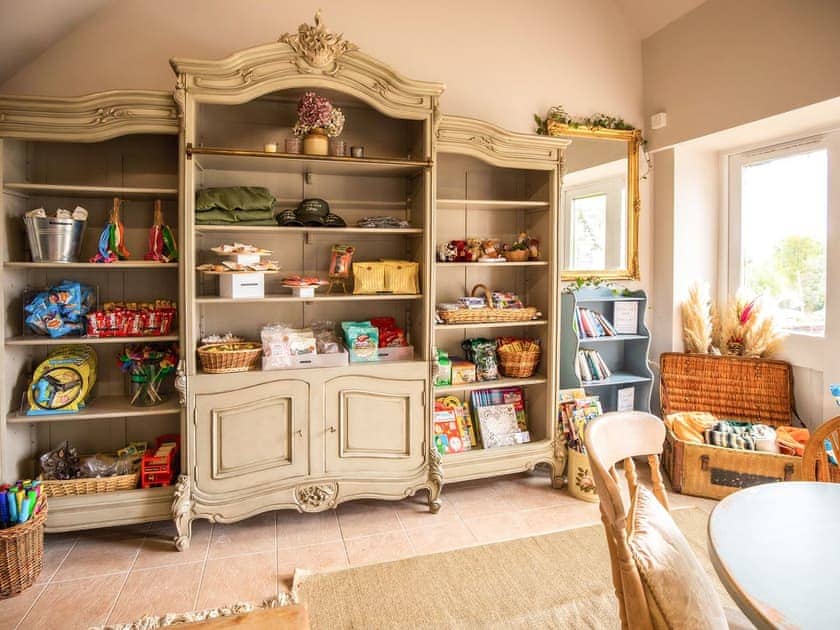 On-site amenities | Rudge Farm Cottages, Chilcombe, near Bridport
