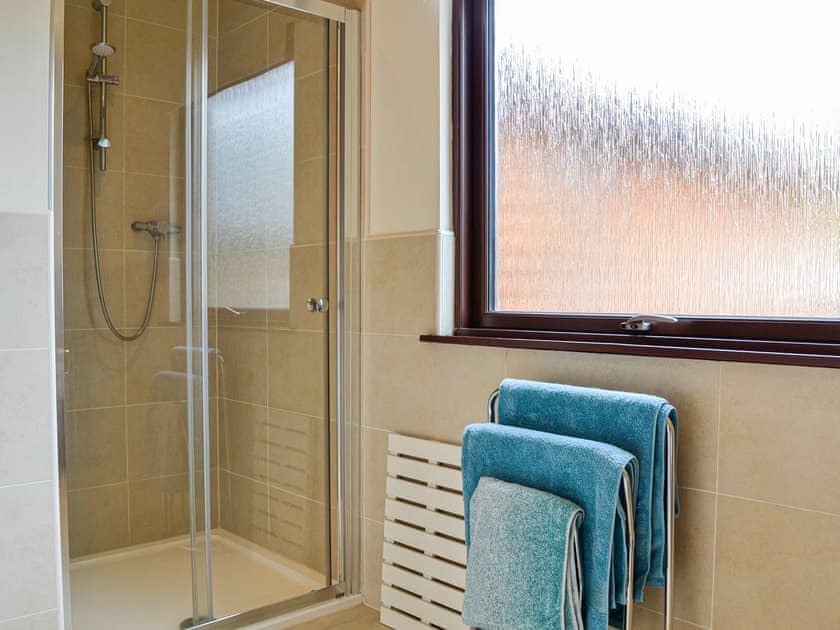 Shower room | 15 Glengoulandie Lodge, Glengoulandie, near Aberfeldy