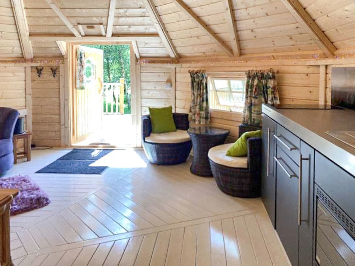 Mither Tap Lodge - Image 2