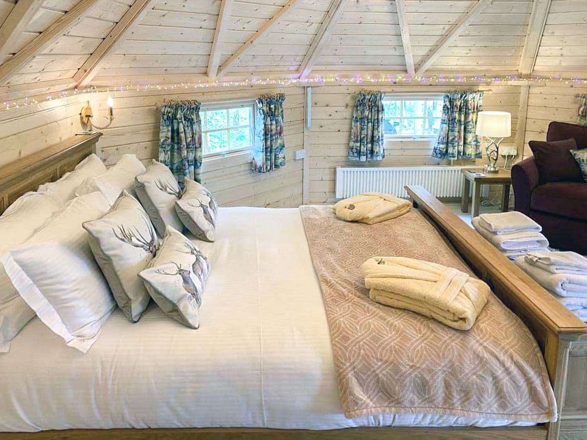 Mither Tap Lodge - Image 4