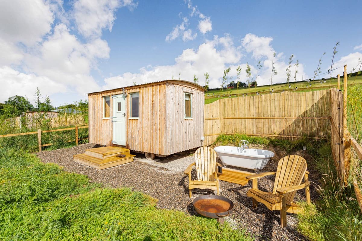 Woodside Croft - Woodside Hut 3 holiday cottage near Ullapool and Assynt