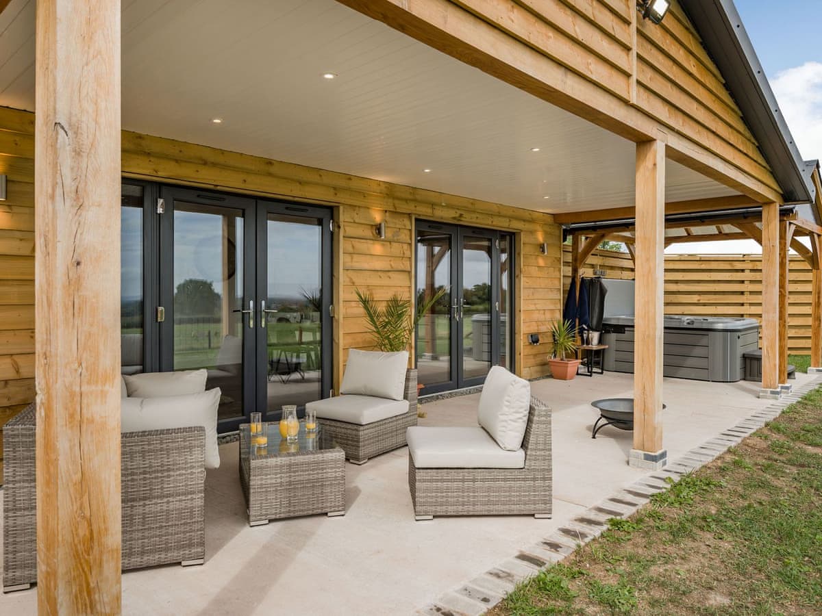 Bramley Lodge - Holiday Lodge in Central England - Image 2